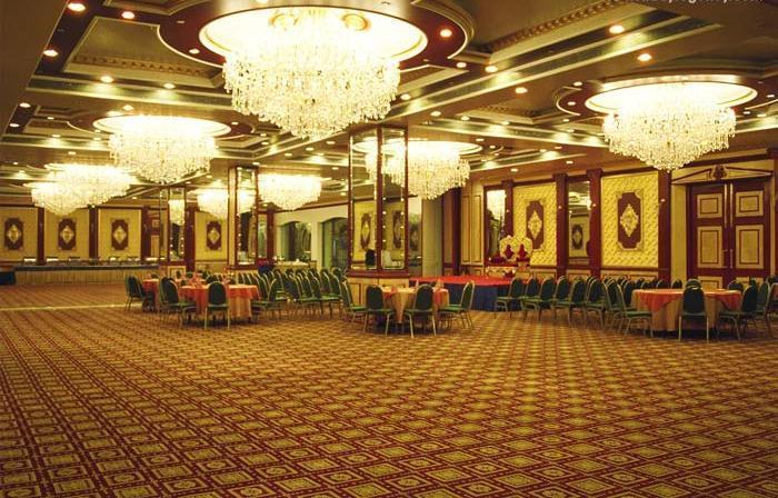 Holiday Regency Moradabad Buitenkant foto
