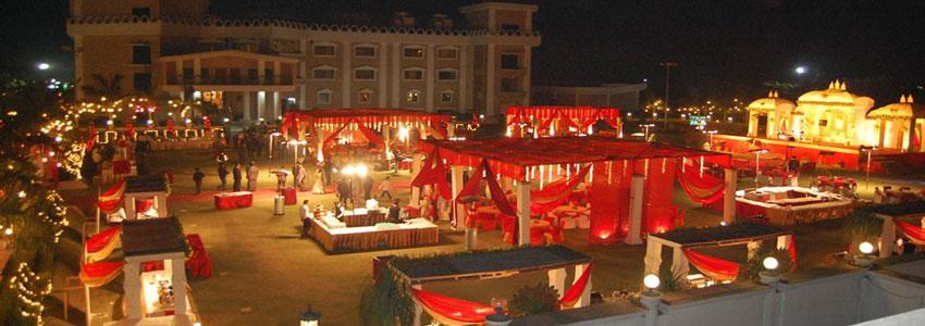 Holiday Regency Moradabad Buitenkant foto