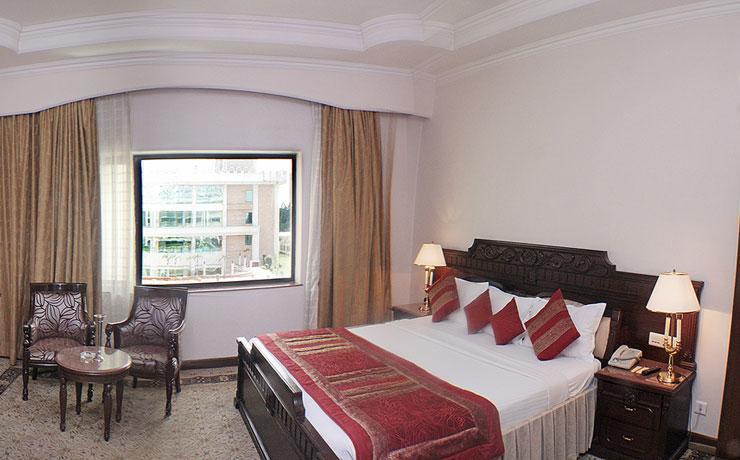 Holiday Regency Moradabad Buitenkant foto