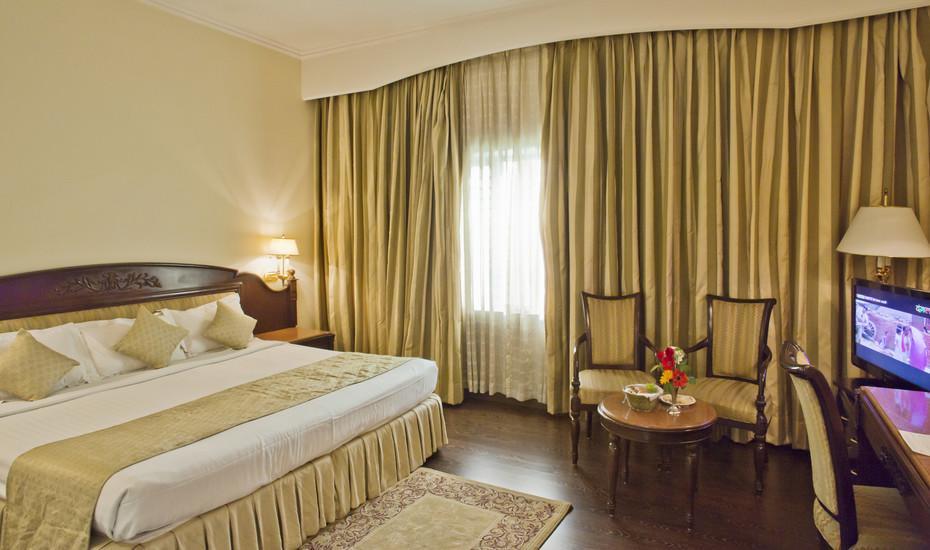 Holiday Regency Moradabad Buitenkant foto